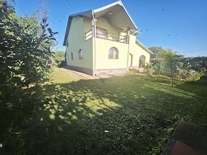 Casă / Vilă cu 5 camere de vânzare - imagine 12