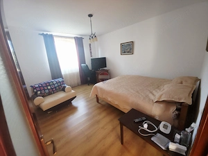 Casă / Vilă cu 5 camere de vânzare - imagine 16