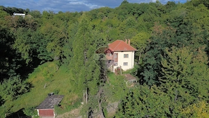 Casă in mijlocul naturii in orașul Câmpulung