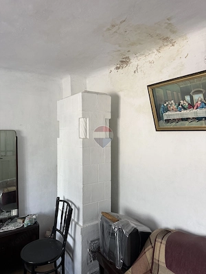 Casă de vânzare cu 6 camere in Câmpulung  - zona Sud - imagine 13