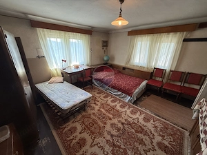 Casă in mijlocul naturii in orașul Câmpulung - imagine 19