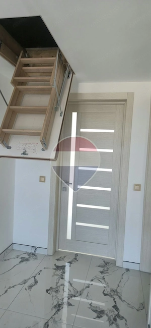 Casă / Vilă cu 4 camere de vânzare - imagine 16