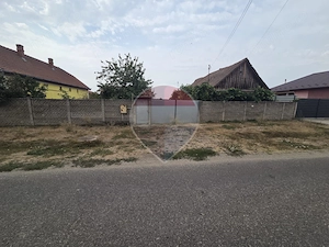 Casă cu gradina mare in Madaras