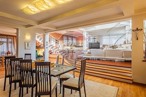 VILĂ EXCLUSIVISTĂ, REGIM HOTELIER, SCHEII BRASOVULUI - imagine 15