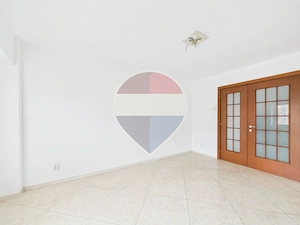 Apartament cu 3 camere de vanzare - Spatiu de birou - Rond Alba Iulia - imagine 4