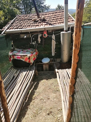 Vând teren 41 ari, dc pădure 36 ari cu poieniță de 5 ari în mijloc. Schimb și cu apartament 2 camere - imagine 10