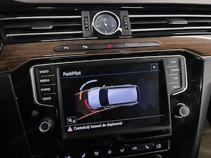 Volkswagen Passat - imagine 14