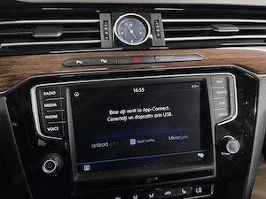 Volkswagen Passat - imagine 18