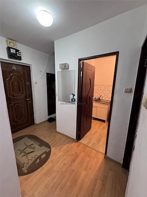 Apartament 3 camere Decomandat Uioara - imagine 2