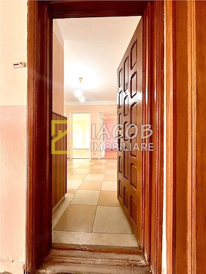 Apartament 2 camere decomandate, etaj 3, zona Energiei, str. Banatului 3 - imagine 5