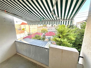 Apartament 2 camere decomandate, etaj 3, zona Energiei, str. Banatului 3 - imagine 3