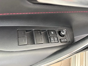 Toyota Corolla 1.8 HSD Exclusive 2022, in garantie 30000km - imagine 8