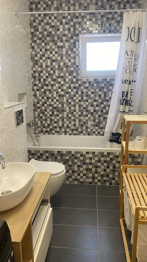 Inchiriez apartament cu 2 camere, bloc nou 2022, centrala proprie, loc de parcare.inclus - imagine 6