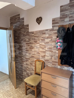 Apartament cu 2 camere, 38 mp, zona Malu Rosu - imagine 3