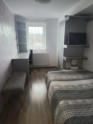 Închiriez apartament central cu 2 camere, complet mobilat, Huși - imagine 7