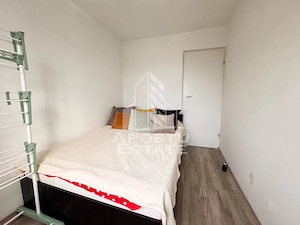 Apartament 2 camere, etaj 3 din 4, la cheie, Complexul Studentesc - imagine 3