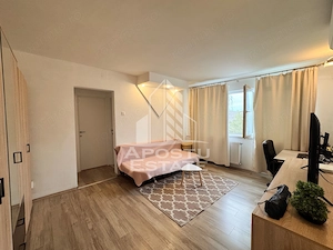 Apartament 2 camere, etaj 3 din 4, la cheie, Complexul Studentesc - imagine 2