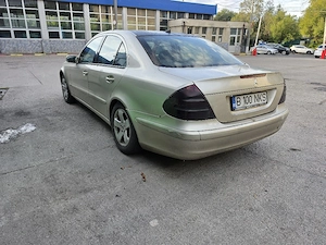 Mercedes E220