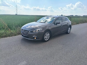     Mazda 3 - imagine 3