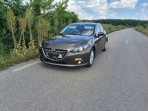     Mazda 3 - imagine 4