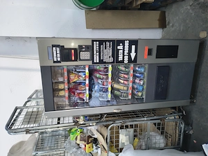 Aparat automat  tonomat tip vending 