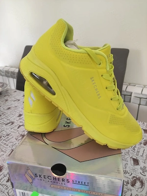 Adidași Skechers Street Los Angeles Uno Neon Yellow   Lime   Mărimea 38