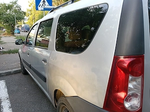 Vând Dacia Logan MCV  - imagine 4