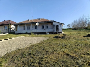  Proprietar   Schimb  3250 mp teren și casă  in Românești, Iași -  cu apartament in Iasi  - imagine 9