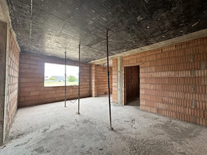 Duplex pe parter | 3 camere | 2 bai | Pod mansardabil | Mosnita Noua - imagine 3