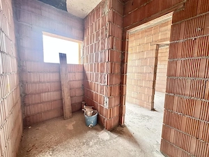 Duplex pe parter | 3 camere | 2 bai | Pod mansardabil | Mosnita Noua - imagine 12
