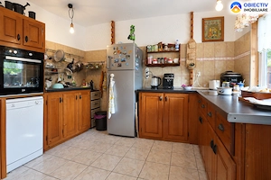 Casa din lemn P+M 191 mp, teren 2.199 mp, Almas - Garcina, zona retrasa - imagine 18