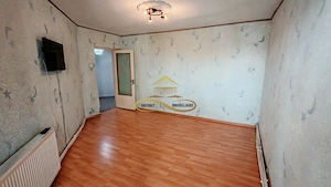 Apartament 2 camere decomandat, foarte spațios – etaj 7, bloc 1986 - imagine 6