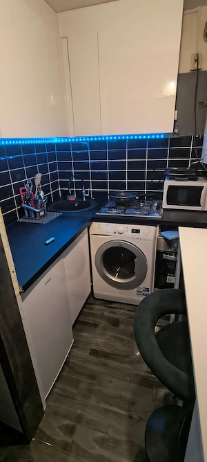 Proprietar vând apartament la parter 2 camere și cu centrala - imagine 9