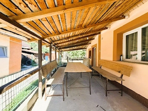 Gospodarie In Teslui | Teren 2700 mp | Casa+anexe - imagine 5