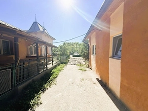 Gospodarie In Teslui | Teren 2700 mp | Casa+anexe - imagine 20