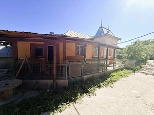 Gospodarie In Teslui | Teren 2700 mp | Casa+anexe - imagine 19