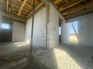Casa P+1, 5 camere, teren 400 mp, Breasta - imagine 4