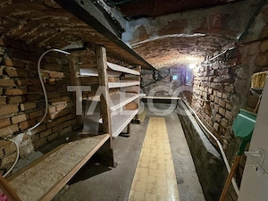 Casa individuala de vanzare cu teren 237 mp garaj in zona Lupeni Sibiu - imagine 13