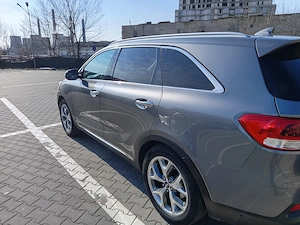 De vânzare KIA Sorento  - imagine 2