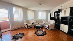 Apartament deluxe cu 2 camere de închiriat 