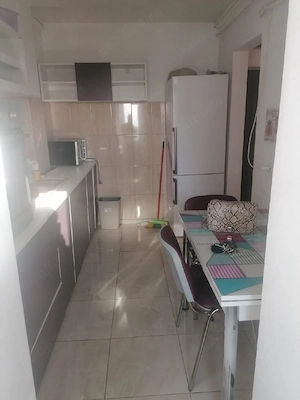 Propietar, vand ap. cu 3 cam. Centru bld. Indepedentei  - imagine 4