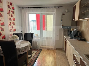 Apartament 3 camere Reghin - imagine 10