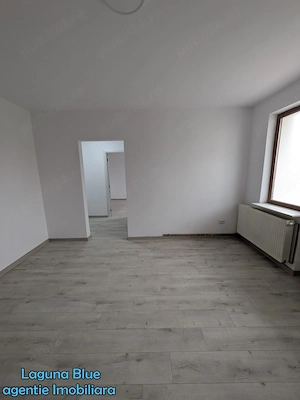 Apartament 2 camere, etaj 2, Onesti.  - imagine 8