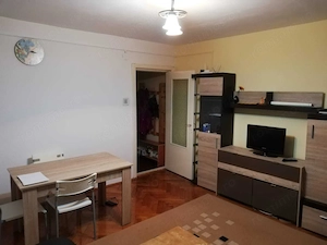 Inchiriez apartament 2 camere. Spital judetian - imagine 2