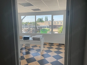 Spatiu 35m de inchiriat - imagine 2