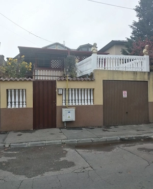 Vanzare casa la curte sector 5 str.Oltului