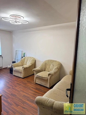 Anda, de vanzare 2 camere, decomandat, mobilat, gaze - imagine 7