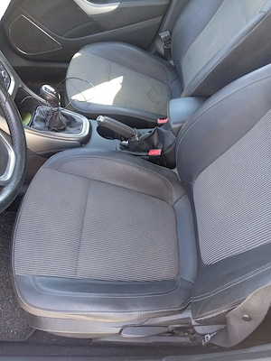 Vand Opel astra 2012  - imagine 3