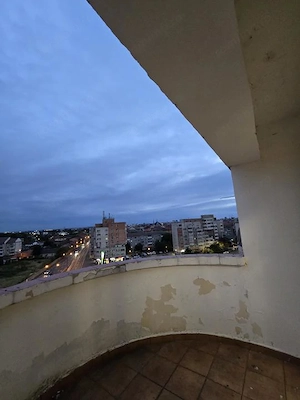 Simion Barutiu- 3 camere-3 balcone-2 bai -80 m - imagine 5