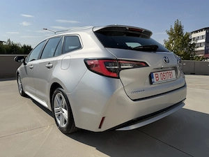 Toyota Corolla Touring Sports 1.8 Hybrid 122hp - imagine 4